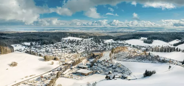 Drohnenbild Unterkirnach Winter